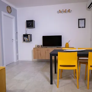 https://la-casa-sul-naviglio-milan.it-lombardy.com